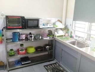 d'White Homestay two bedroom pool view - 1