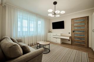 Elegant Central Apartment - 3