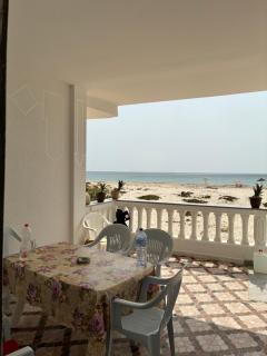 Maison en bord de mer avec terrasse - 0