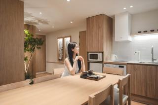 Private Terrace & Oversized Jacuzzi - 5 min to Seomyeon Station - Entire House for 10 - 5