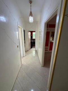 Charming Family Apartment - 8