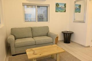 Emerald Cottage - Brand New Beach Cottage with Pool, Walk to La home - 6