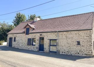 Maison entre Pierre et Forêt - 0