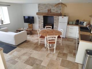 Maison entre Pierre et Forêt - 8