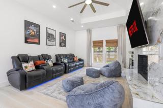 Lux Home - Cinema - Games - Golf - Heated Pool - Hot Tub - 8