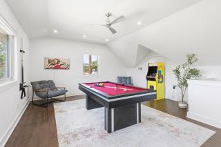 Lux Home - Cinema - Games - Golf - Heated Pool - Hot Tub - 4