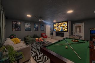 Home Theater - Game Room - Pool - Hot Tub - Golf - 9