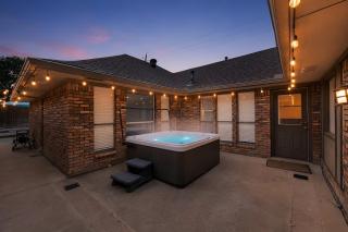 Home Theater - Game Room - Pool - Hot Tub - Golf - 7