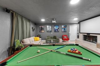 Home Theater - Game Room - Pool - Hot Tub - Golf - 6