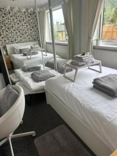 fAiRy DeLL Guesthouse 24-7 check in, cozy lockable rooms, tv, tea tray with choccies, kitchenette, fans, free wifi and parking, COA, all are welcome - 3