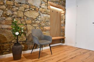 Stevoski Rooms - Modern Comfort in a Historic Stone House - 5