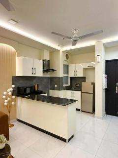 Royal Aura Zameen Opal - 7