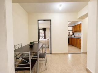 Apartamento cerca de centro comercial y tiendas - Máximo 8 personas - 1