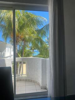 Blue Water Villa Apartments - 6