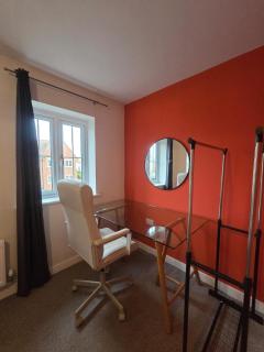 Modern 2 Bedroom House near EMA -Free Parking - 1