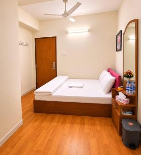 Dhanmondi Lake View Hotel - 1