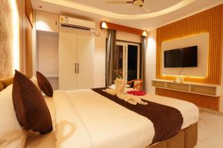 Hotel Ayushman Ganga - 1