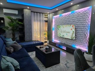 Home Sweet Home Deluxe - 2