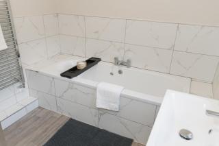 Perfect for Contractors with Free Parking & Pool table! - 3