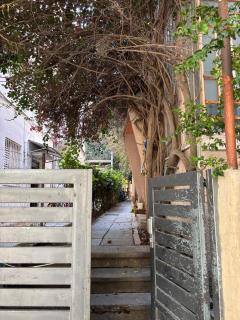 Dream Location 3 bedroom duplex Loft - 8