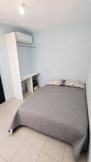 Habitación con AC y Proyector cerca de la Playa - 8