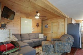 Rustic & Waterside Family Cabin in Lac Du Flambeau - 5