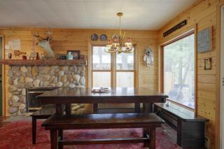 Rustic & Waterside Family Cabin in Lac Du Flambeau - 4