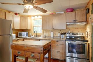 Rustic & Waterside Family Cabin in Lac Du Flambeau - 1