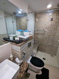 Goldcrest Mall Three Bedroom Apartment by Alvis suite - Lahore - 4