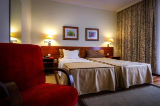 Hotel Camoes - Ponta Delgada - 7