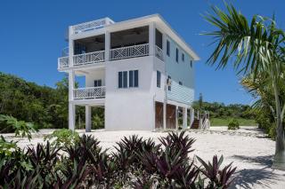 Southern Comfort - Brand New Home Steps from Ten Bay Beach with home - 5