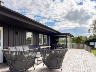 4 star holiday home in KöPINGSVIK - 8