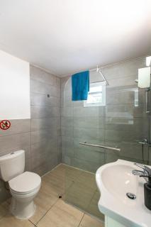 Bright 2-bed flat, in Larnaca city center - 4