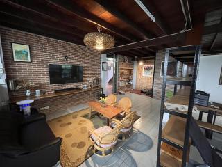 ADA House CNX - 2