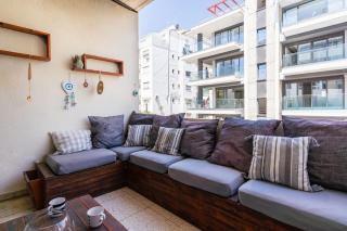 Modern 2-Bedroom Apartment in Central Limassol - 5