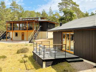Cozy Cottage near Beach in Ahus - 9
