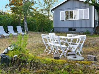 6 person holiday home in 38472-By Traum - 9