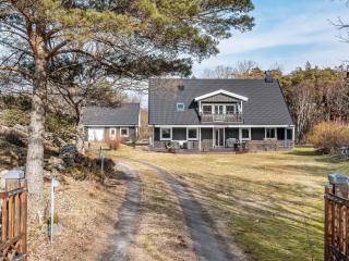 12 person holiday home in Nösund-By Traum - 1