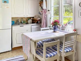 6 person holiday home in Ingatorp - 1