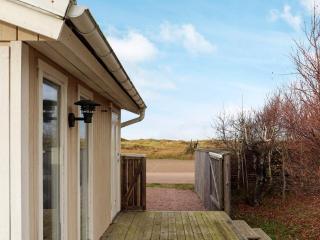 8 person holiday home in MELLBYSTRAND-By Traum - 4