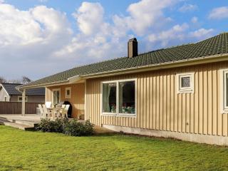 8 person holiday home in MELLBYSTRAND-By Traum - 5