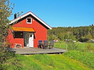6 person holiday home in HENÅN - 6
