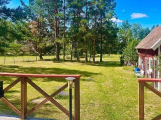 7 person holiday home in HÖGSBY-By Traum - 7