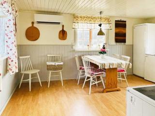 4 person holiday home in FÄRGELANDA-By Traum - 2