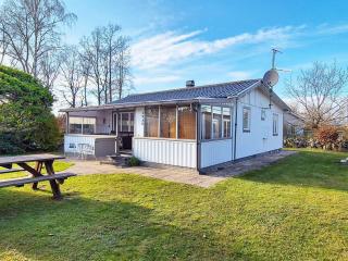 9 person holiday home in SÖLVESBORG-By Traum - 0