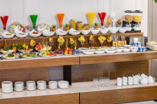Consti Hotel Tashkent - 4