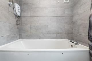 CityCentre I Sleeps8 I Parking I WIFI - 2