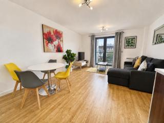 VIPAbodes at Woking Central - 1