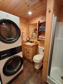 Knotty Shack- Unique Tiny Log Cabin with Hot Tub - 3