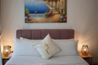 ZenDen 1BR - Tranquil Urban Escape - 9